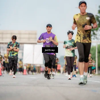 Runner Photo 6708834