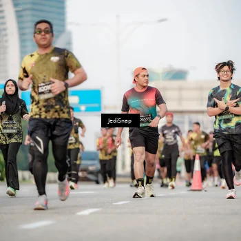 Runner Photo 6708837