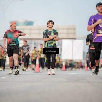 Runner Photo 6708847