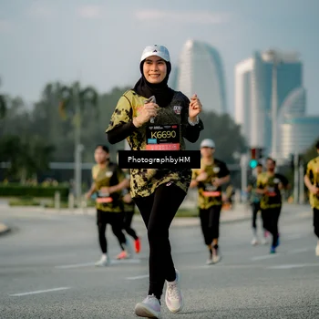 Runner Photo 6708849