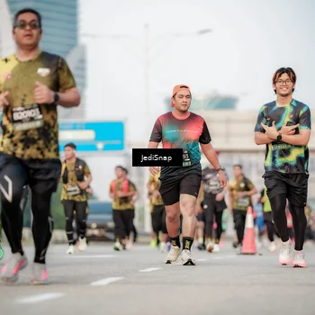 Runner Photo 6708858