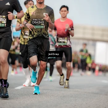 Runner Photo 6708862