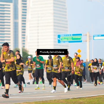 Runner Photo 6708869