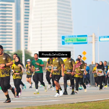 Runner Photo 6708871