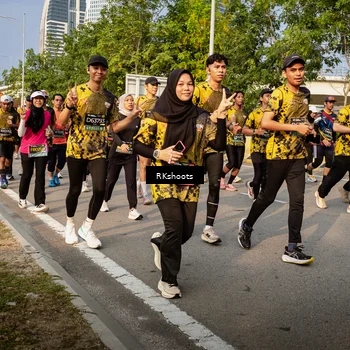 Runner Photo 6708875
