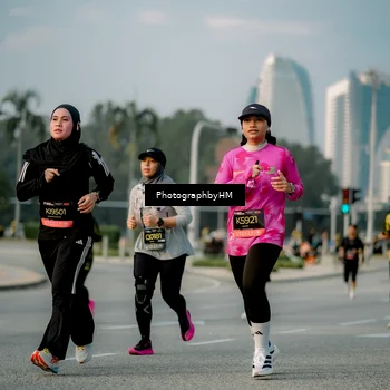 Runner Photo 6708881