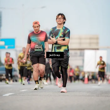 Runner Photo 6708887