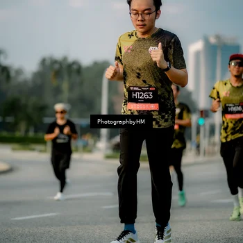 Runner Photo 6708892