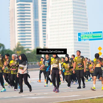 Runner Photo 6708894