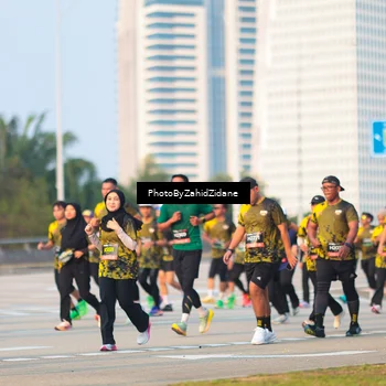 Runner Photo 6708895