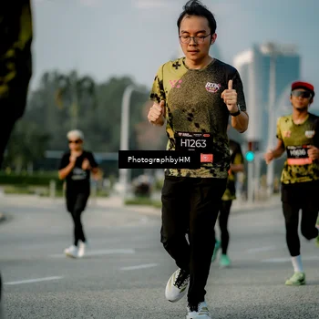 Runner Photo 6708896