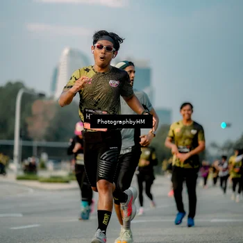 Runner Photo 6708904
