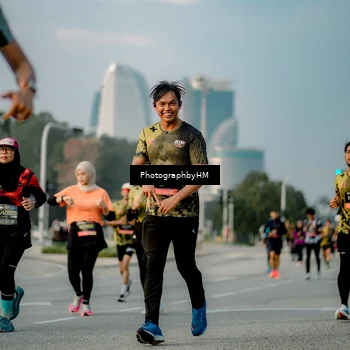 Runner Photo 6708911