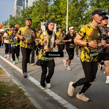 Runner Photo 6708923