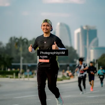 Runner Photo 6708952