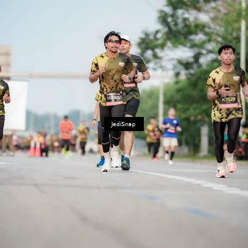 Runner Photo 6708954