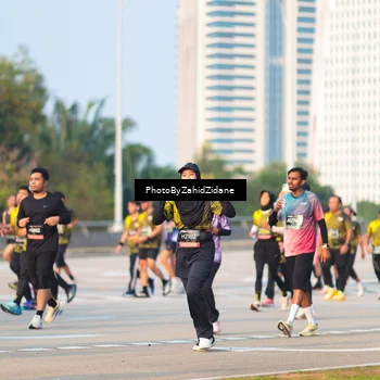 Runner Photo 6708957