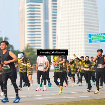 Runner Photo 6708981