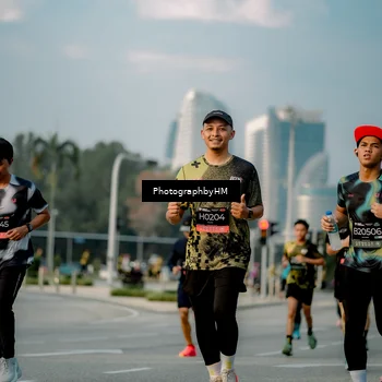 Runner Photo 6708983