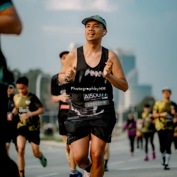 Runner Photo 6709008