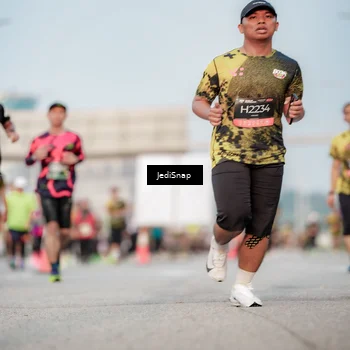Runner Photo 6709012