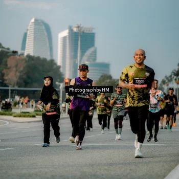 Runner Photo 6709038