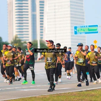 Runner Photo 6709042