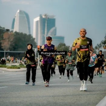 Runner Photo 6709043