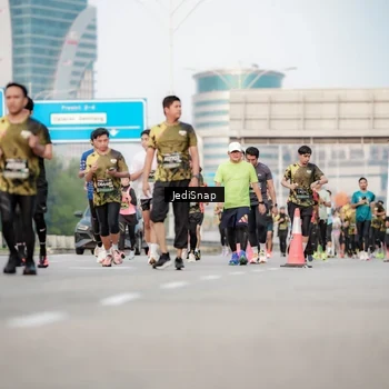 Runner Photo 6709044
