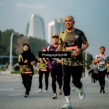Runner Photo 6709053