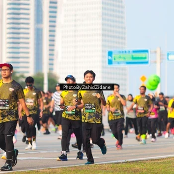 Runner Photo 6709063