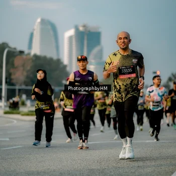 Runner Photo 6709069