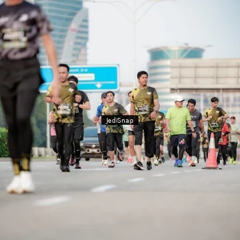 Runner Photo 6709071