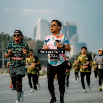 Runner Photo 6709073