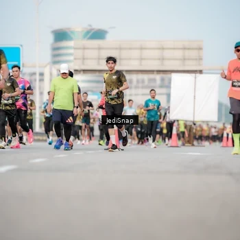 Runner Photo 6709084
