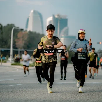 Runner Photo 6709088