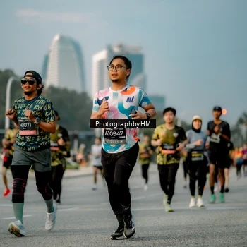 Runner Photo 6709090