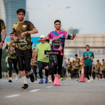 Runner Photo 6709093