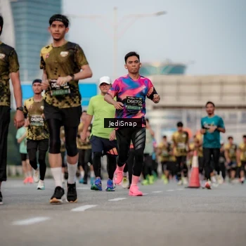 Runner Photo 6709095
