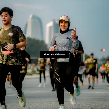 Runner Photo 6709104