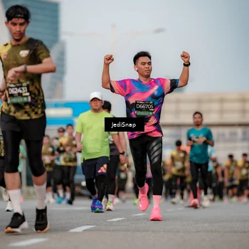 Runner Photo 6709109