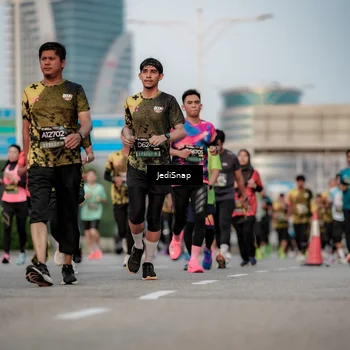 Runner Photo 6709110