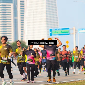 Runner Photo 6709116
