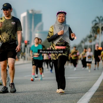 Runner Photo 6709131
