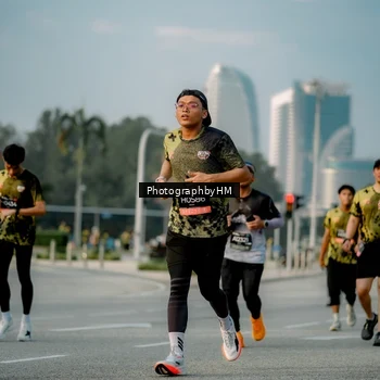 Runner Photo 6709132