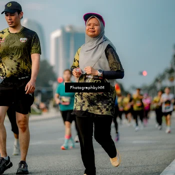 Runner Photo 6709140
