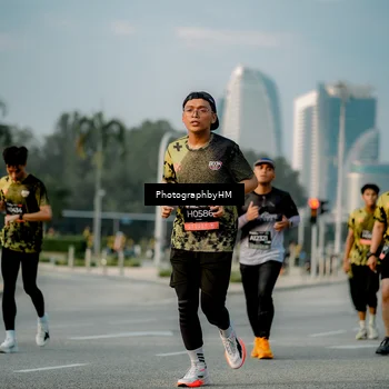 Runner Photo 6709142