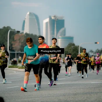 Runner Photo 6709145