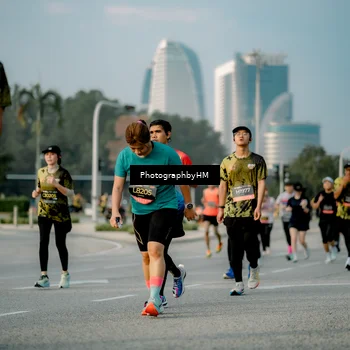 Runner Photo 6709160