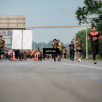 Runner Photo 6709161